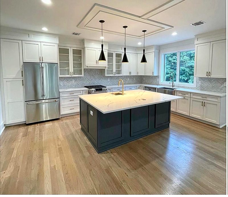 Navy island + quartz — Cabinet Bazaar San Antonio
